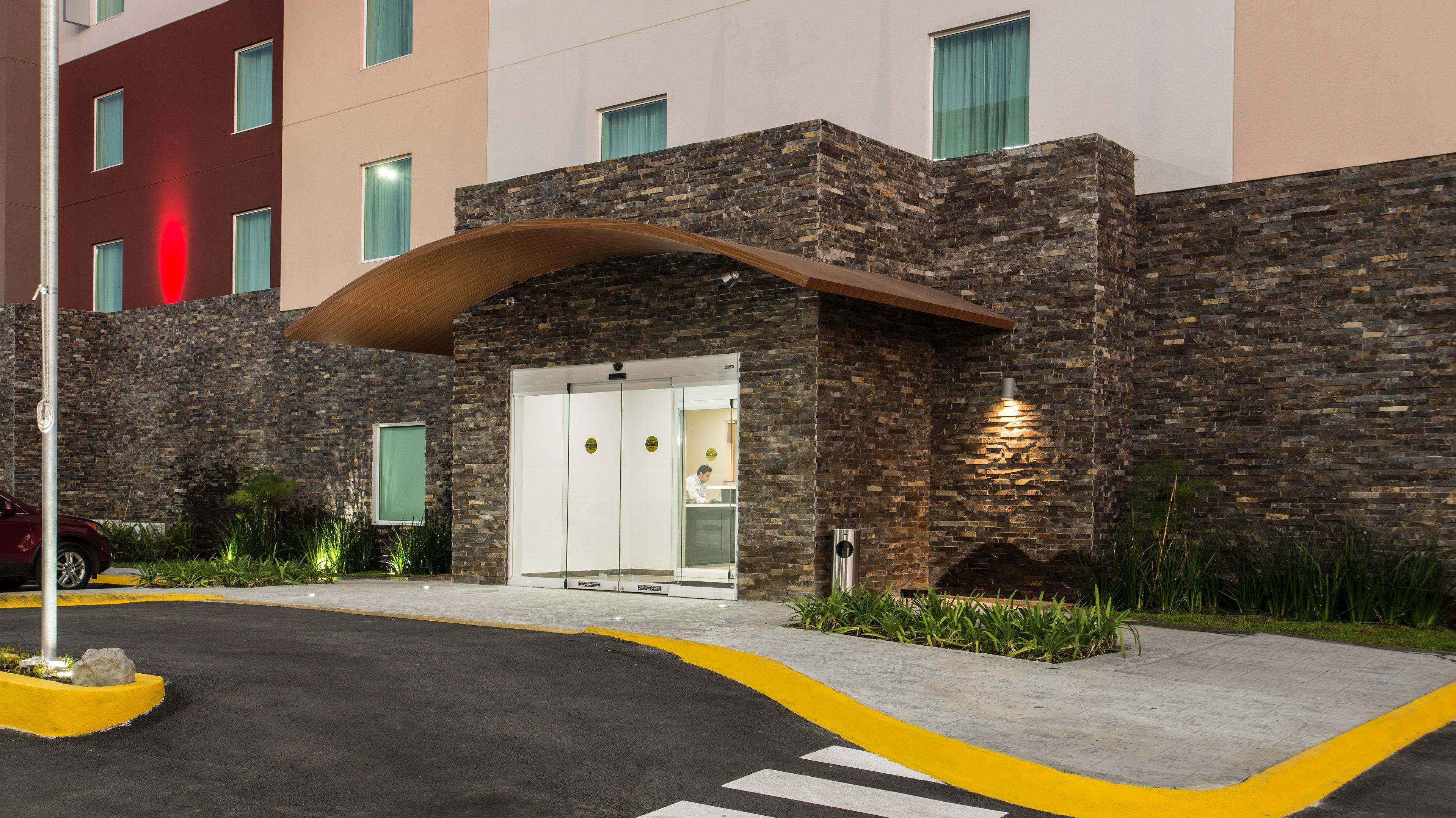 Candlewood Suites - Queretaro Juriquilla By Ihg Jurica Eksteriør bilde