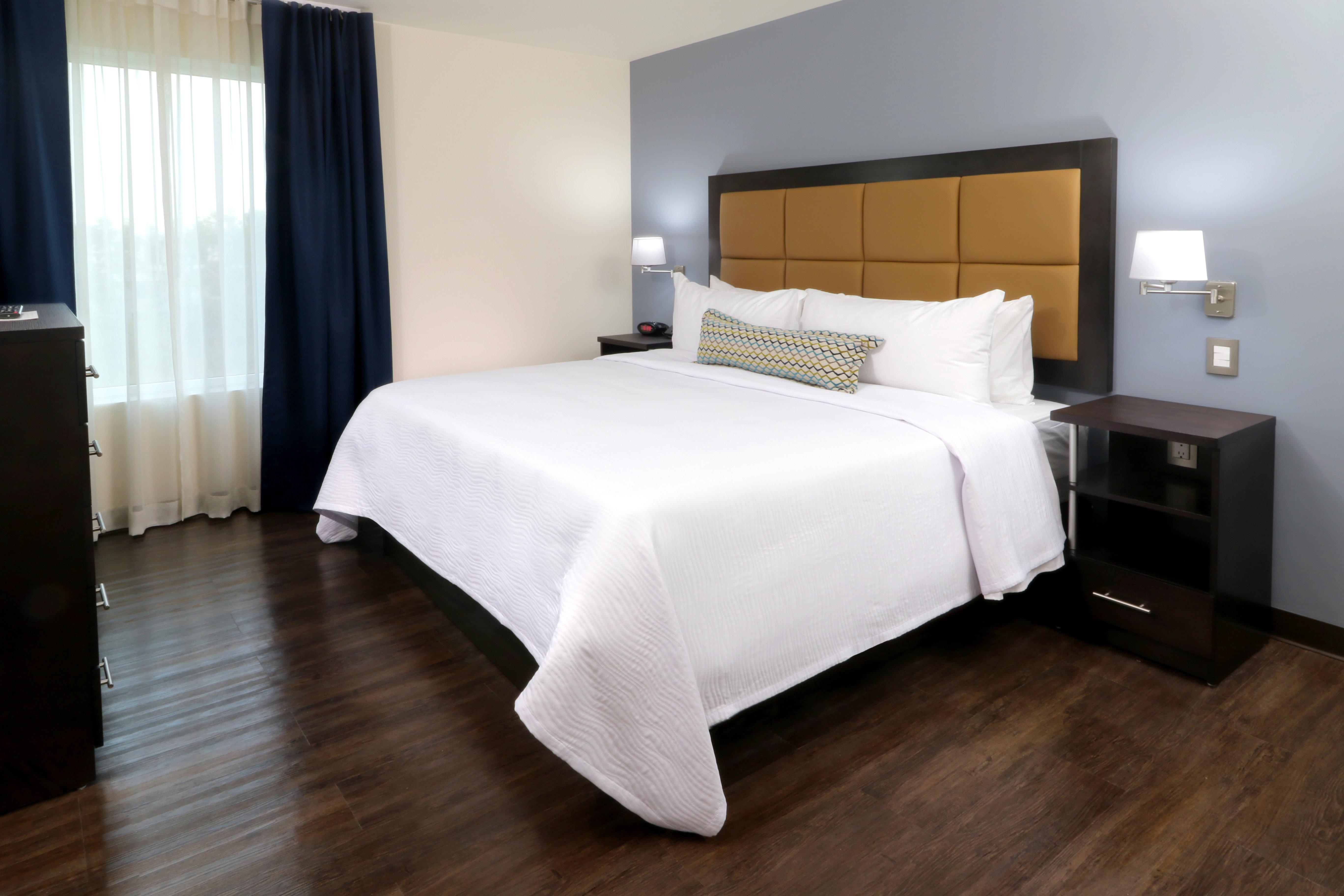 Candlewood Suites - Queretaro Juriquilla By Ihg Jurica Eksteriør bilde